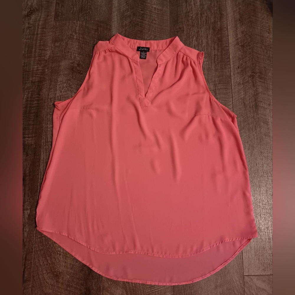 Justify Women's Sleeveless Top Size 14